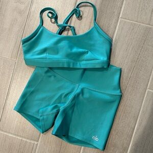 Alo Yoga bra & shorts set